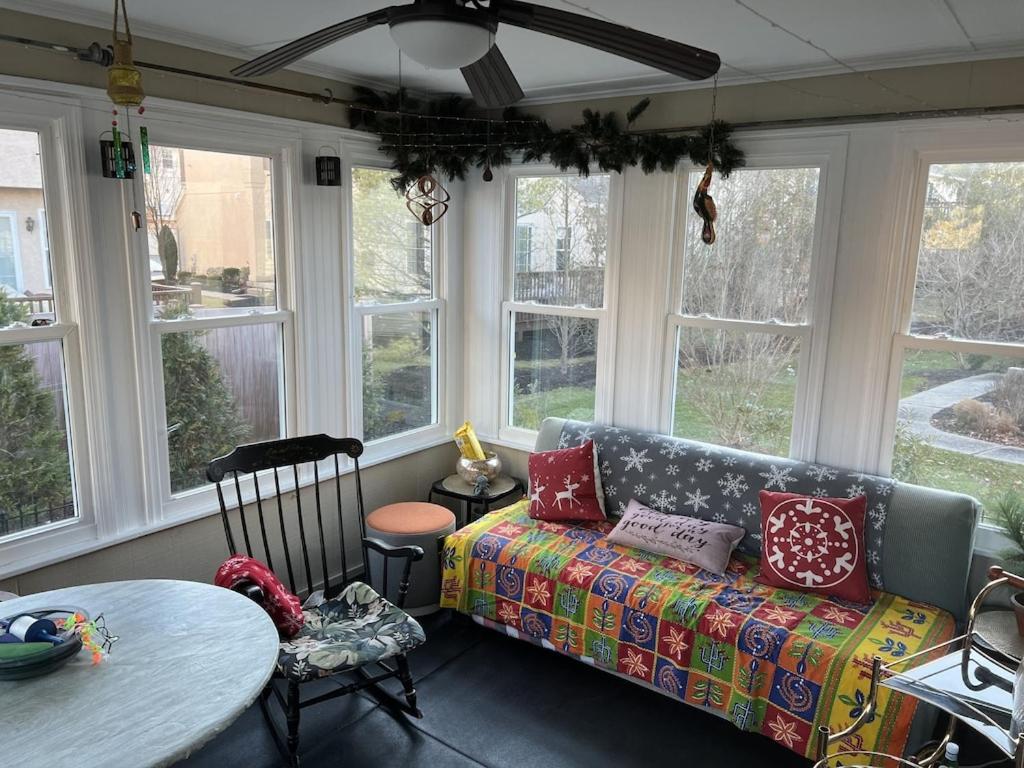 Location! House With Home Office, Gym, More-Cherry Hills Village Екстериор снимка
